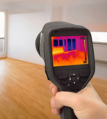 Thermographic testing camera